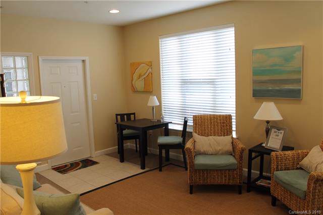 709 Northeast Drive - Photo 1