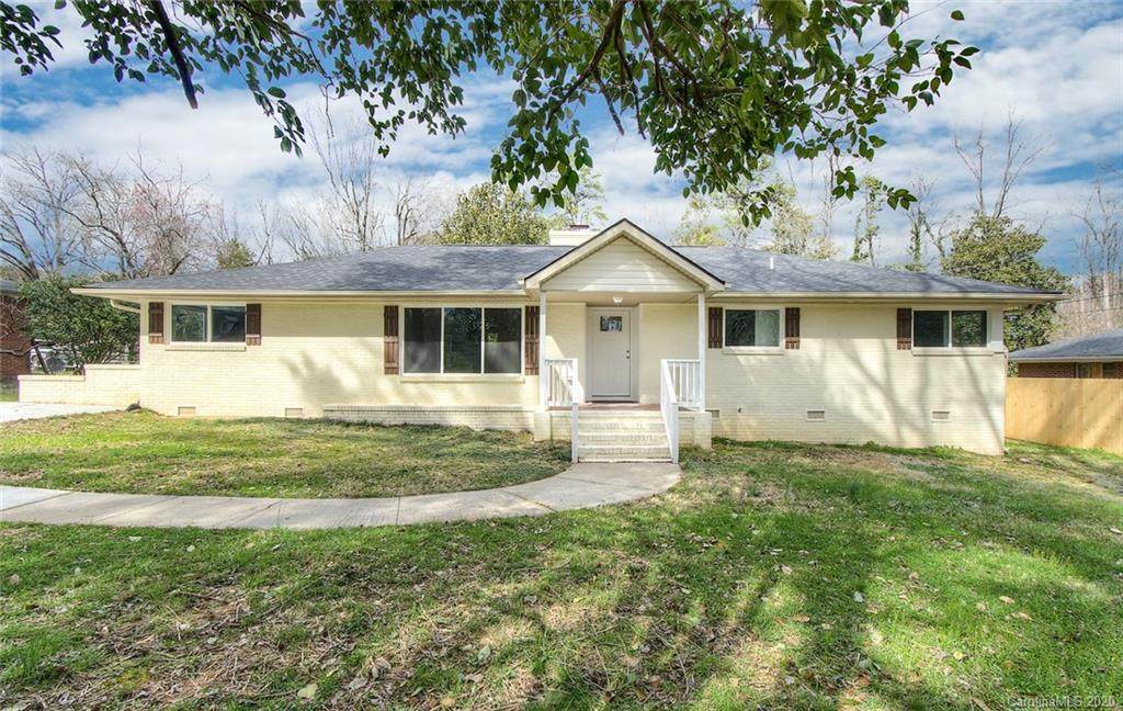 1221 Marlwood Circle - Photo 1