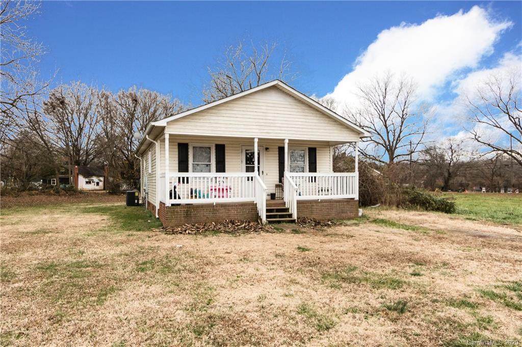 809 Willow Lane - Photo 1