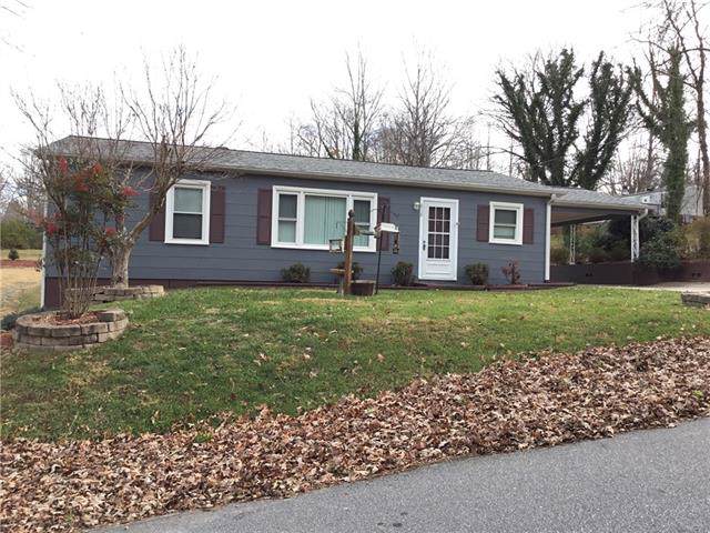 818 Montclair Place - Photo 1