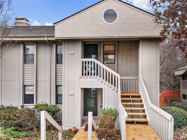 306 Abbey Circle - Photo 1