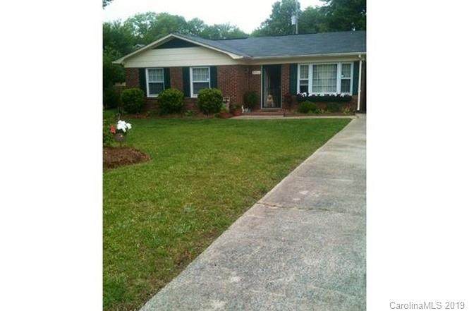 5702 Hillcrest Circle - Photo 1 5702 Hillcrest Circle - Photo 1