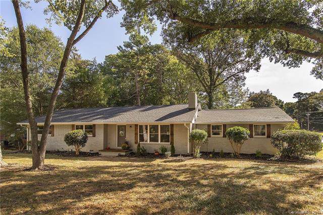 640 Downey Place - Photo 1