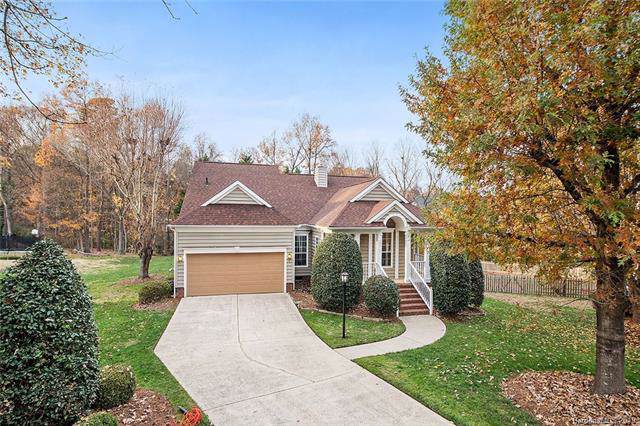 2711 Chickadee Drive - Photo 1