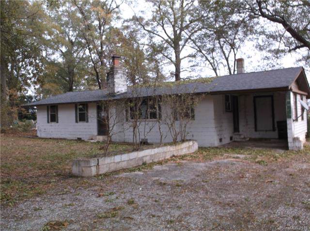 913 Walkers Grove Road - Photo 1