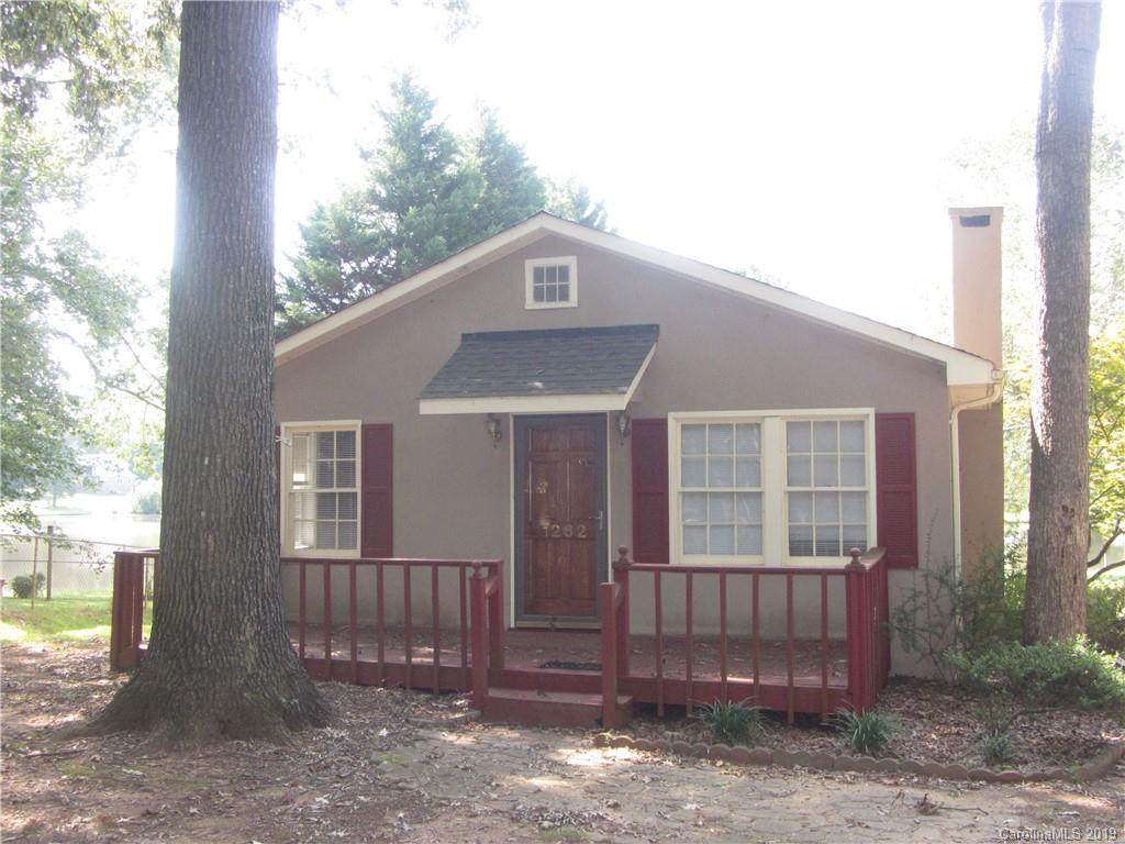 1262 Shore Drive - Photo 1
