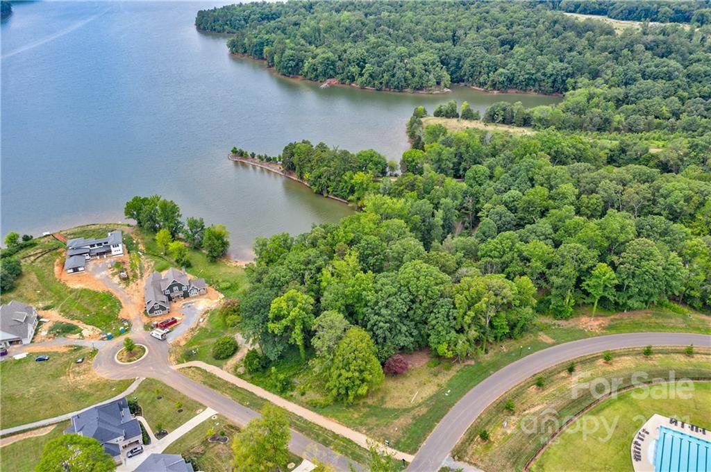 236 Seven Oaks Landing - Photo 1