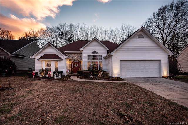 3926 Longwood Drive - Photo 1