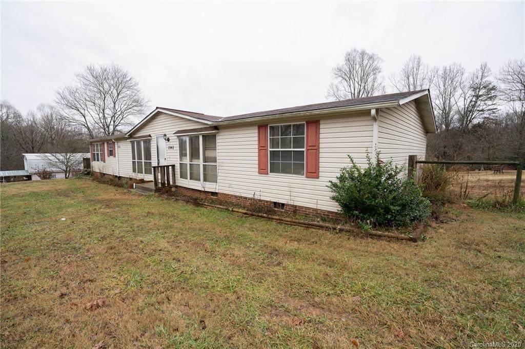 2942 Denwood Drive - Photo 1