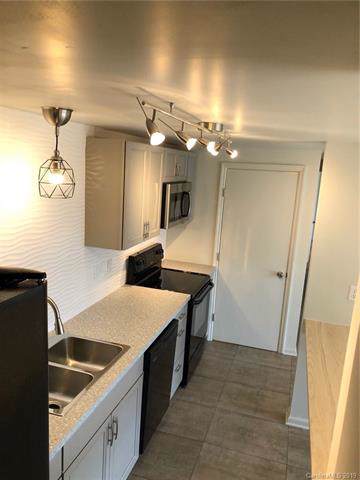 1634 Arlyn Circle - Photo 1