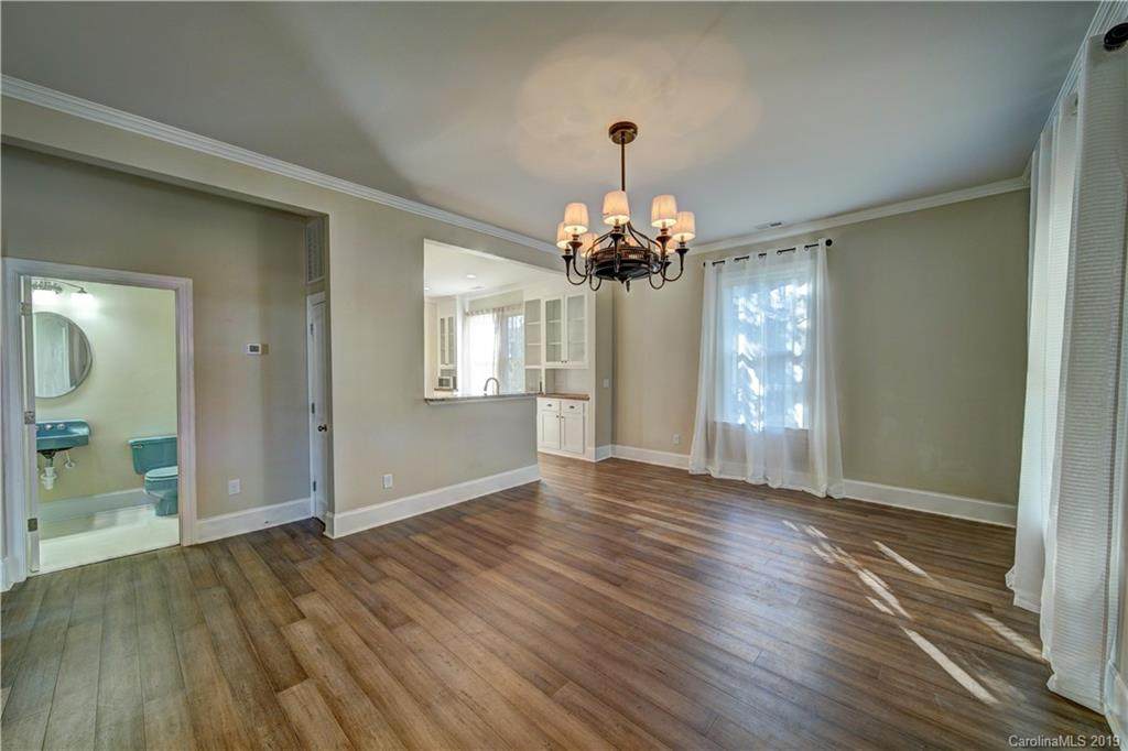 706 Chester Street - Photo 1