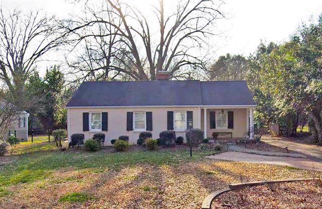 752 Poindexter Drive - Photo 1