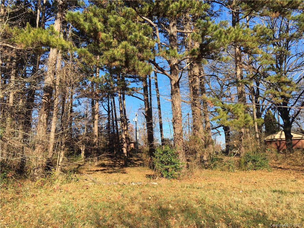 2 Wood Avenue - Photo 1