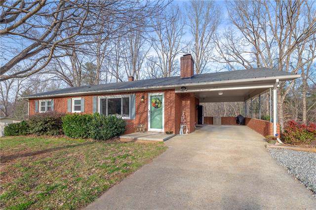812 Tron Avenue - Photo 1