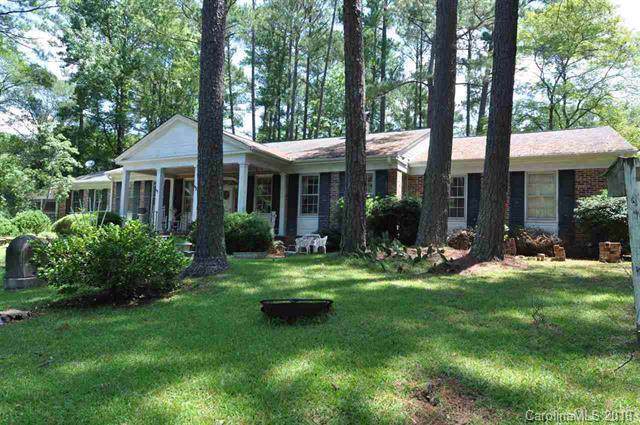110 Sunset Drive - Photo 1