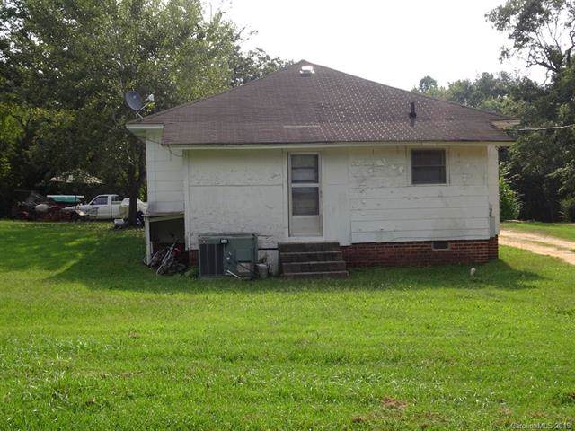 1010 Chester Avenue - Photo 1