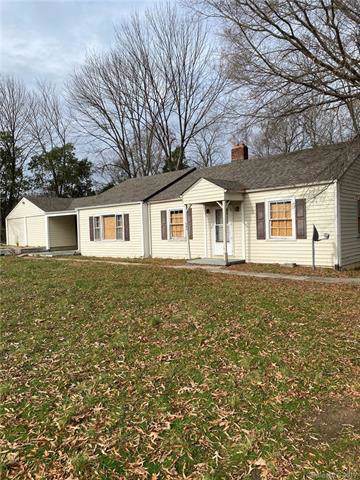 205 Phifer Street - Photo 1