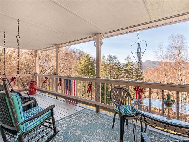 676 Countryside Drive - Photo 1