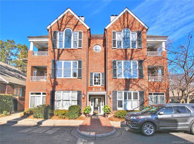 2315 Selwyn Avenue - Photo 1
