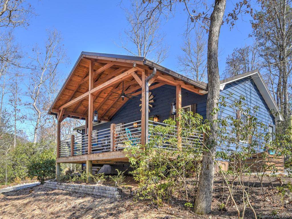 385 Shadow Lane - Photo 1