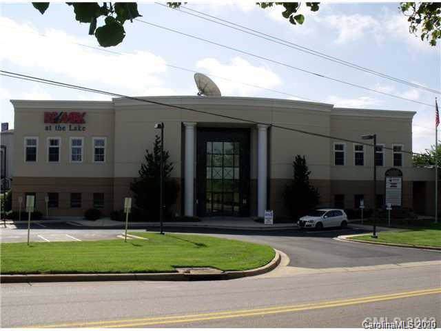 121 Rolling Hill Road - Photo 1