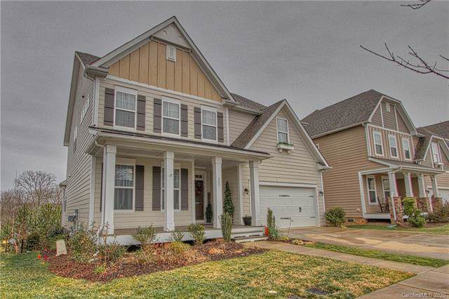 523 Lakeview Drive - Photo 1