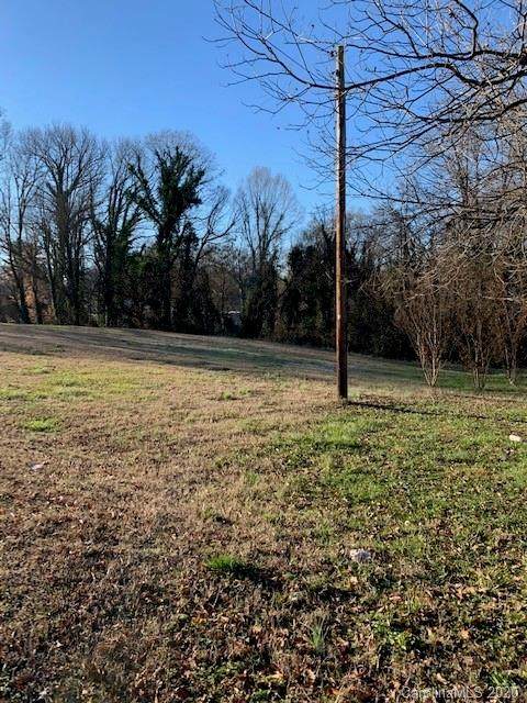 526 Iredell Avenue - Photo 1
