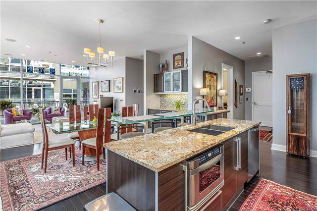 1100 Metropolitan Avenue - Photo 1