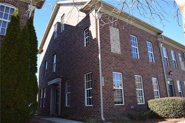 948 Gardners Way - Photo 1