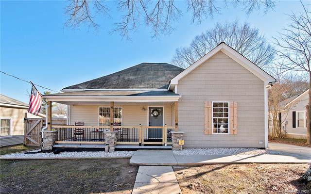 41 Selma Drive - Photo 1