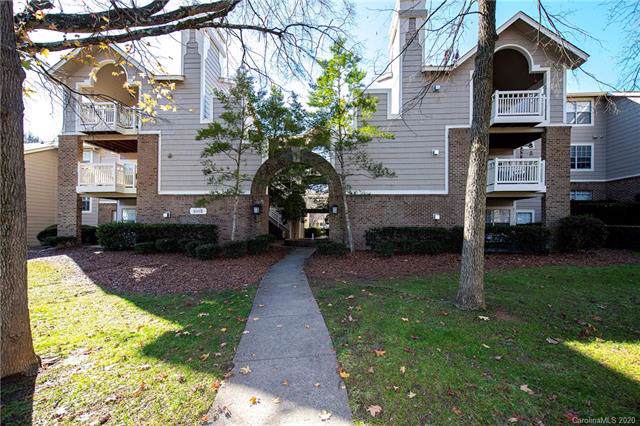 5003 Sharon Road - Photo 1