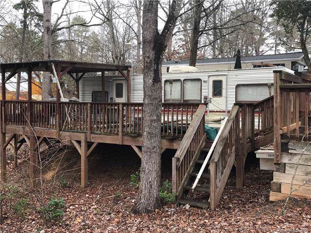 122 Oak Drive - Photo 1