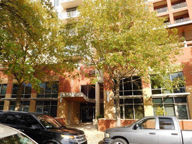 701 Royal Court - Photo 1