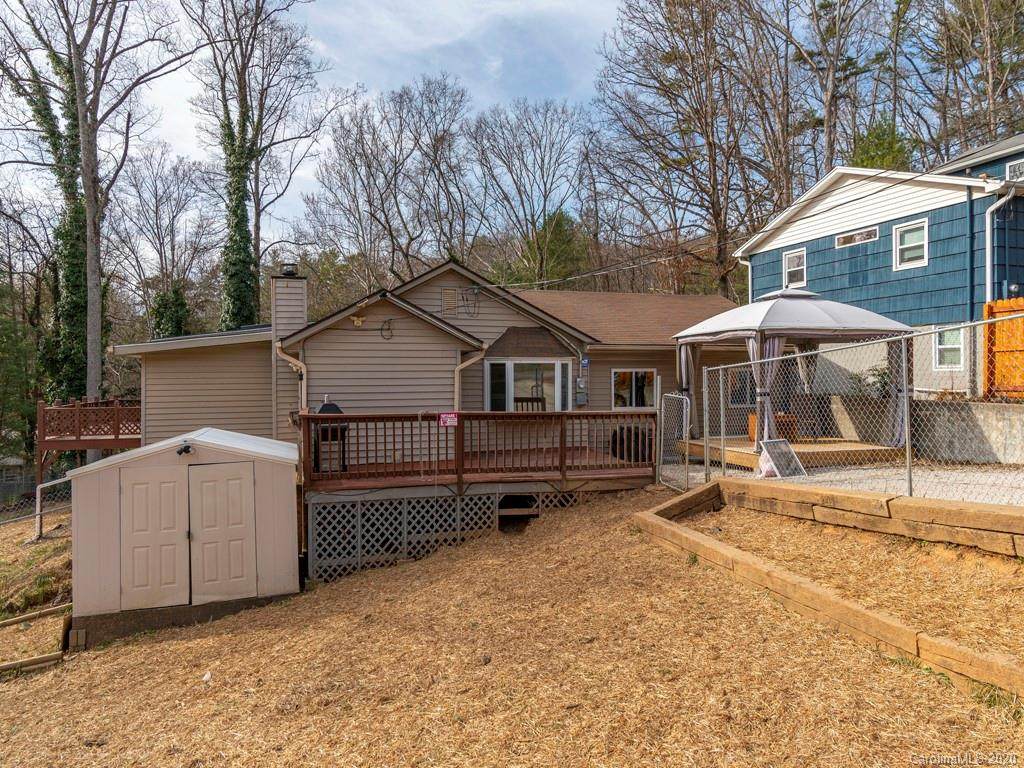 134 Locust Court - Photo 1