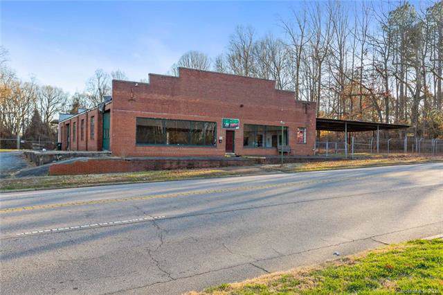 1411 Salisbury Avenue - Photo 1