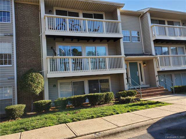 1634 Arlyn Circle - Photo 1