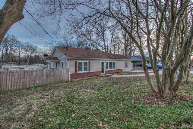 301 Lanier Avenue - Photo 1
