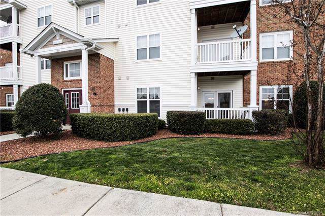 9813 Hyde Glen Court - Photo 1