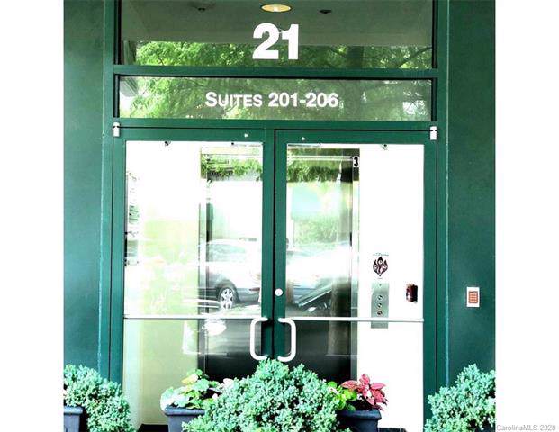 21 Battery Park Avenue - Photo 1