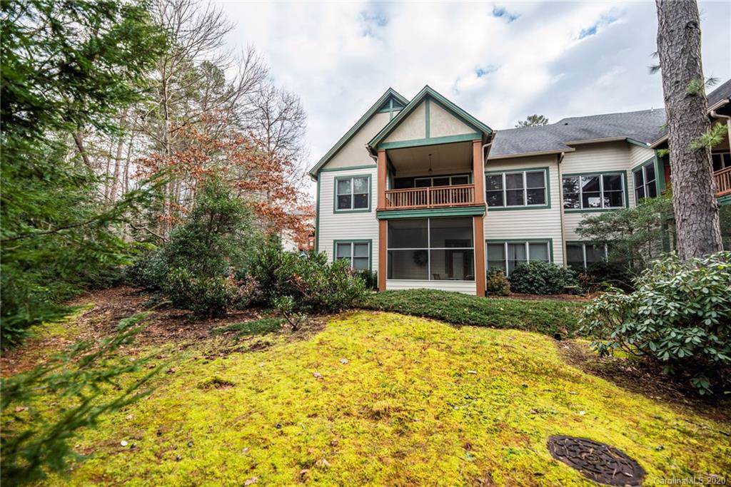 47 Ridgetop Circle - Photo 1