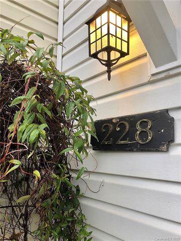 228 Butler Place - Photo 1