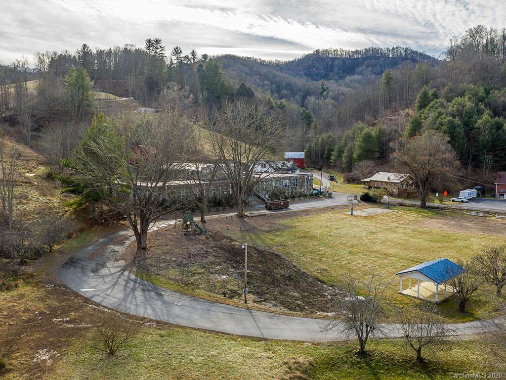 55 Bee Log Road - Photo 1