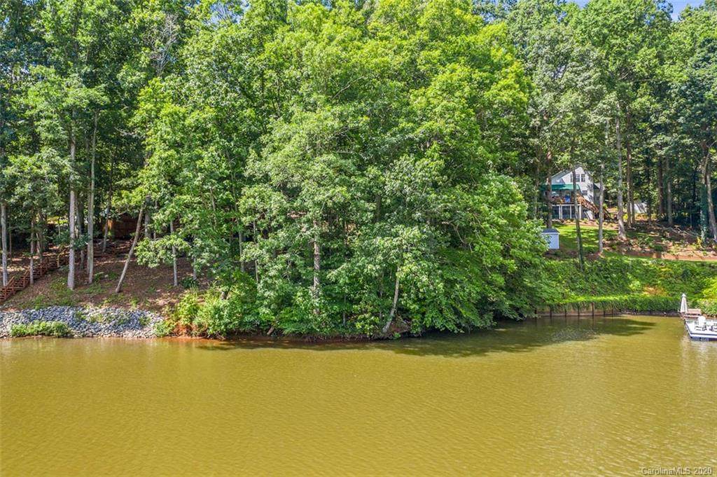 7093 Cove Creek Drive - Photo 1