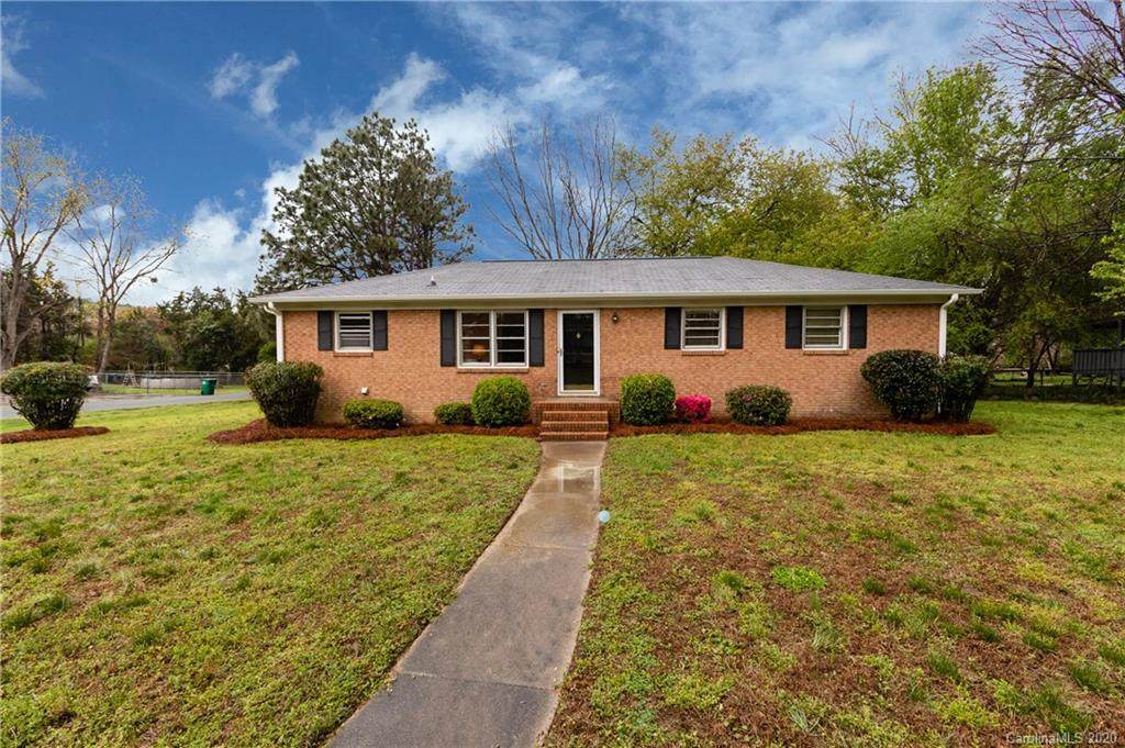 1227 Flowe Drive - Photo 1