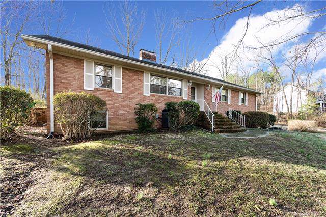 1230 Robinhood Circle - Photo 1