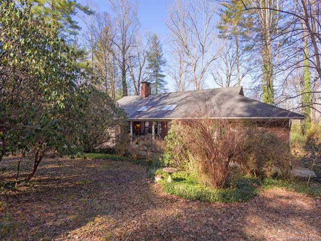138 Larchmont Drive - Photo 1