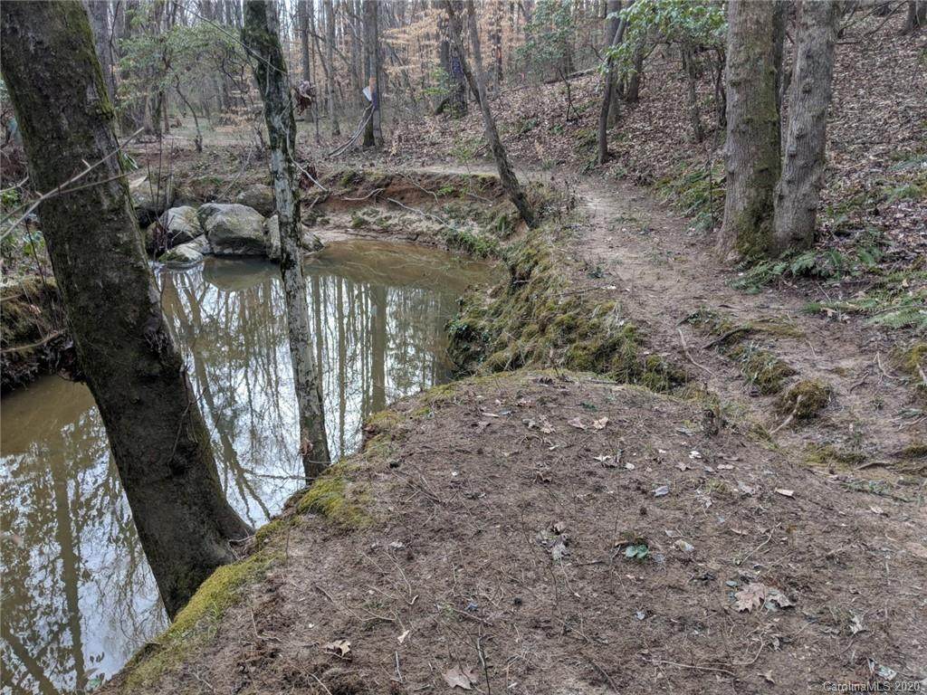 480 Duke Whittaker Road - Photo 1
