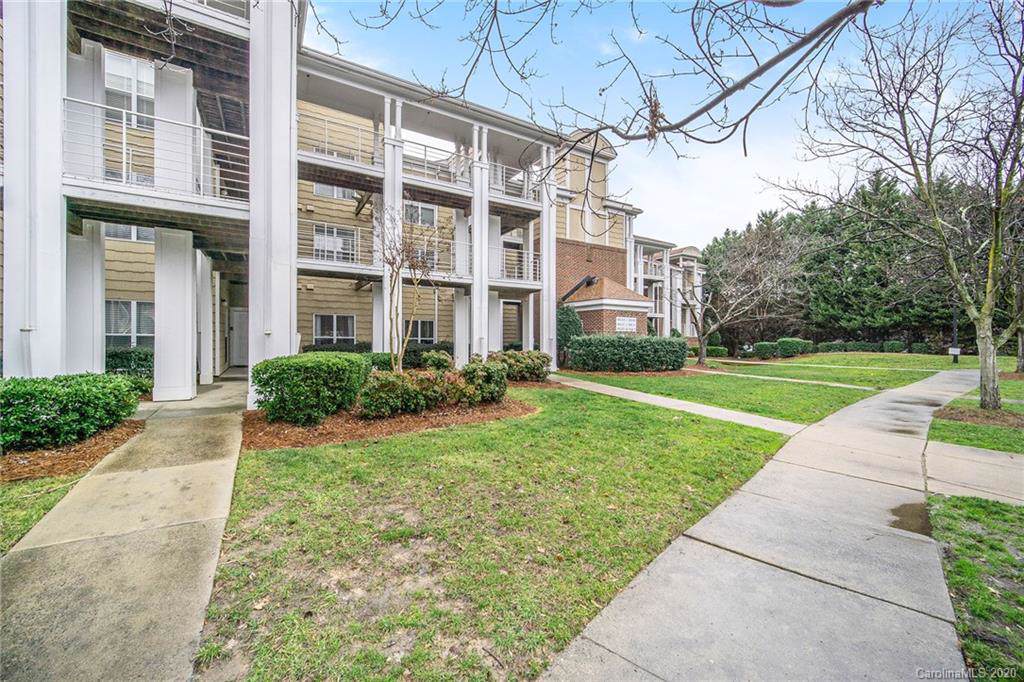 18631 Harborside Drive - Photo 1