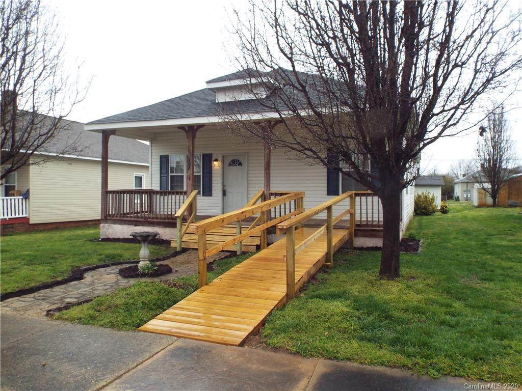 27 Maple Avenue - Photo 1