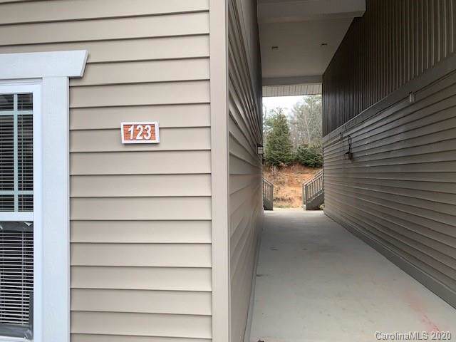 123 Morningside Lane - Photo 1